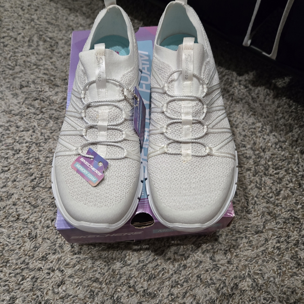 New! Skechers White Sneakers with Elastic Lacing and Mesh Upper